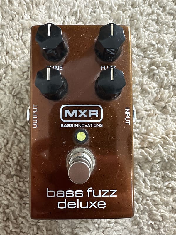 MXR M84 Bass Fuzz Deluxe