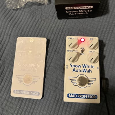 Mad Professor Snow White Auto Wah with Guitar/Bass Switch 2010s, in the box for sale