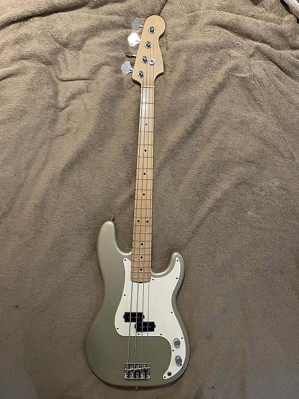 Fender American Series Precision Bass with Maple Fretboard 2004 - 2006 - Chrome Silver image 1
