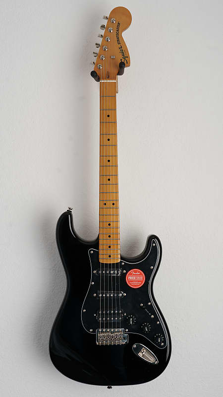 Squier Classic Vibe '70s Stratocaster HSS - Black image 1