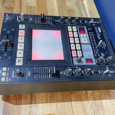 Korg Kaoss Mixer KM-2 DJ Mixer / Effects Processor / Sampler