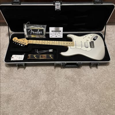 Fender American Standard Stratocaster with Maple Fretboard 2008 - 2012 - Blizzard Pearl image 1