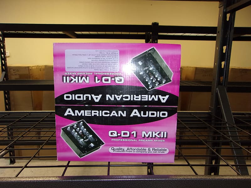 Q-2411 DJ Mixer from American DJ