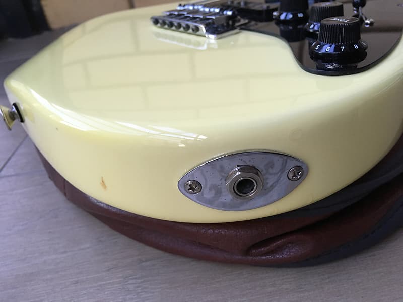 美品 Charvel Jackson CST 050 ケーラーU.S.A付 Charvel/Jackson CST-050 SSS 1993 Pearl White (Aged) | Reverb