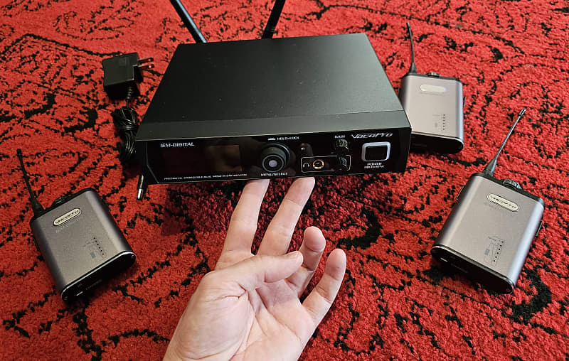 VocoPro IEM-DIGITAL In Ear Monitor System with 3 recievers | Reverb