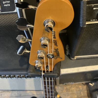 Fender Modern Player Jazz Bass