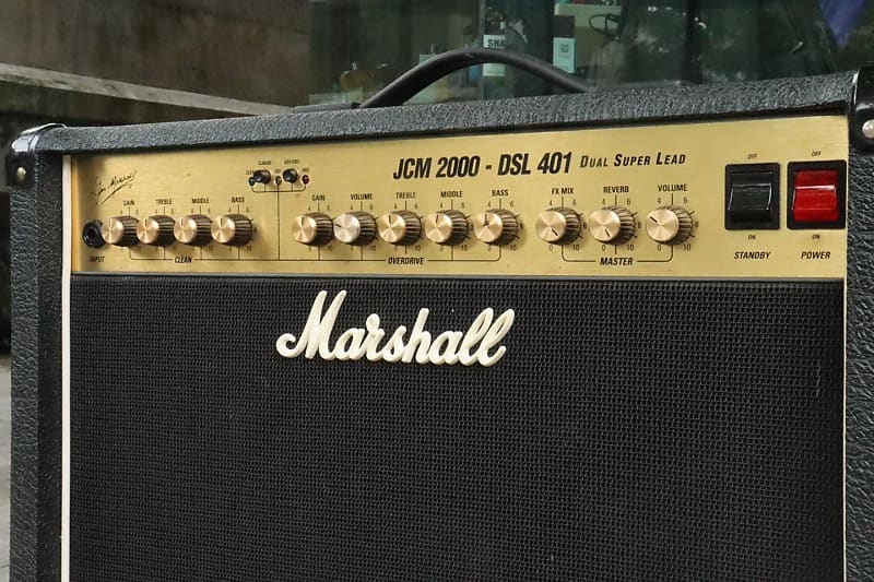 Marshall JCM 2000 DSL 401 Dual Super Lead 2-Channel 40-Watt 1x12 