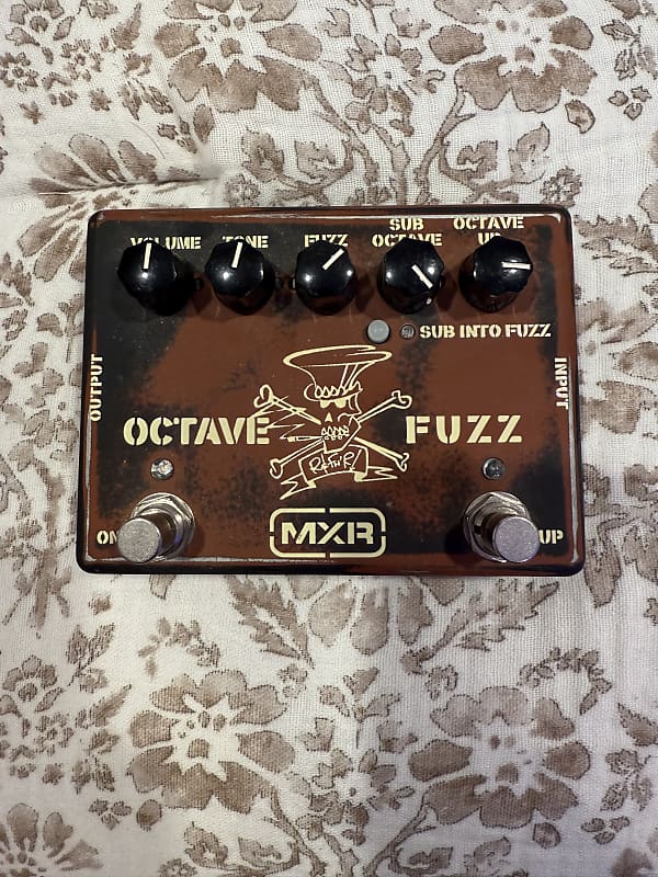 MXR SF01 Slash Octave Fuzz