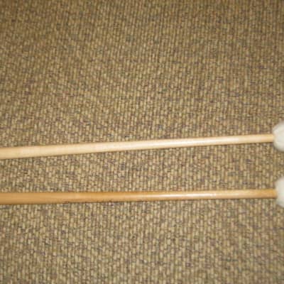 ONE pair new old stock Regal Tip 607SG, GOODMAN # 7 BRILLIANT STACCATO TIMPANI MALLETS - hard oval core covered with oval shaped cream-ish damper white felt, hard rock maple handles / shaft (includes packaging) image 19