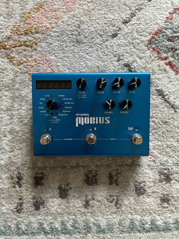 Strymon Mobius