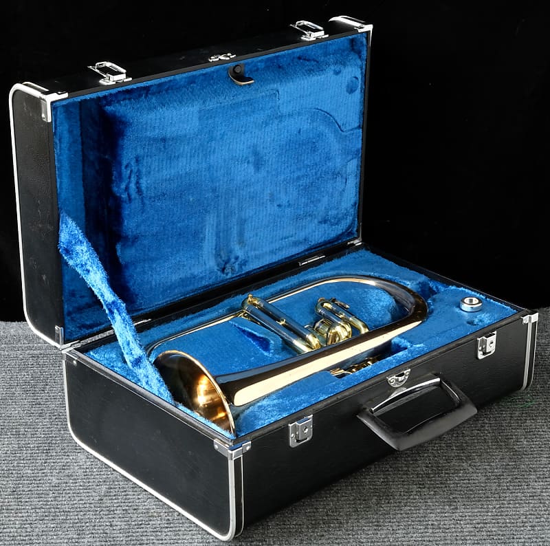 Yamaha Model YFH 631 Professional Flugelhorn Reverb