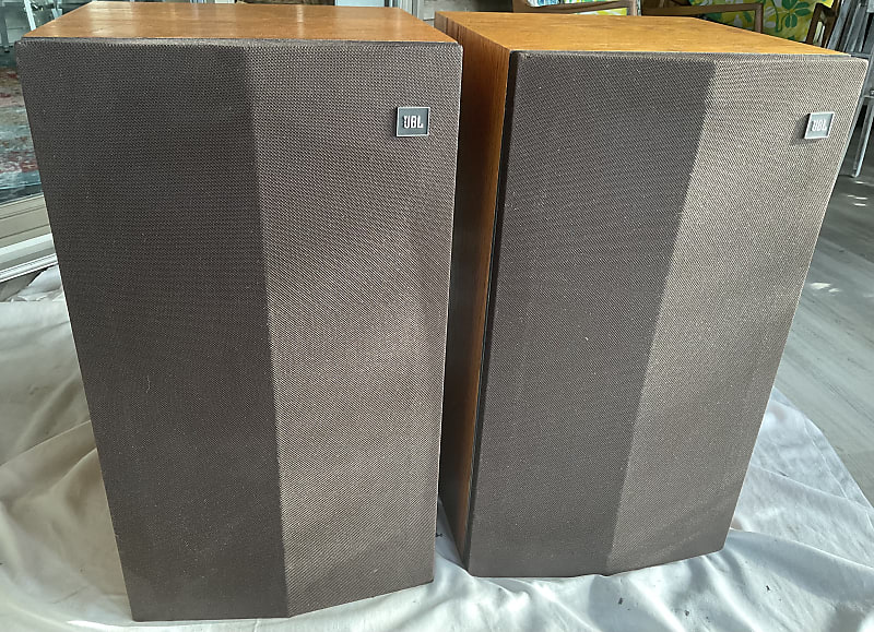 Vintage JBL DECADE L36 Speakers  			