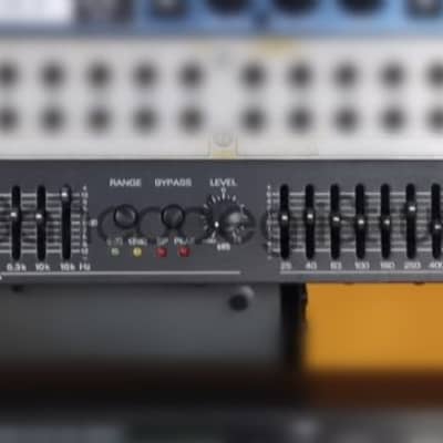 Roland EQ-215 15-band rack-mount graphic equalizer | Reverb