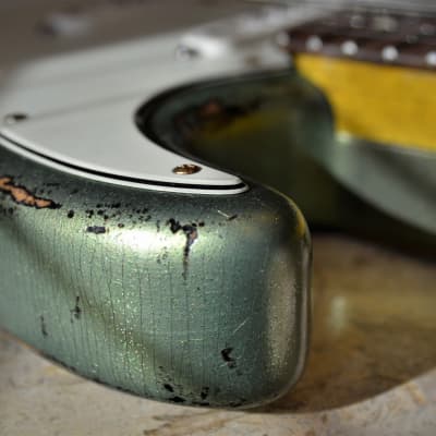 Fender Stratocaster  Relic Nitro Green Sparkle Custom Shop Fat 50's image 7