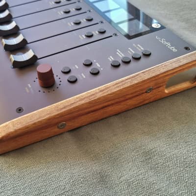 Softube Console 1 MkIII Wooden Side Panels image 20