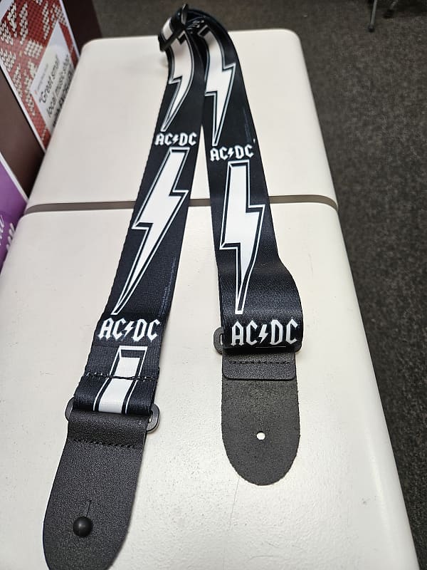 Perri’s Leathers 2