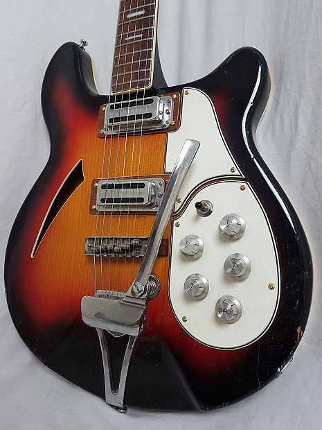 Vintage 1965 Aria Diamond Japan 360 style sunburst (Arai