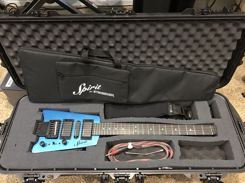Amazon.com: Steinberger Spirit GT PRO Deluxe, Frost Blue