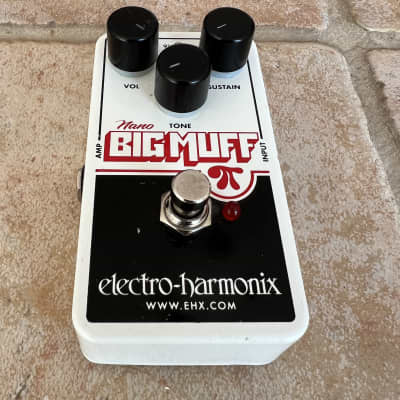 Electro-Harmonix Nano Big Muff Pi | Reverb