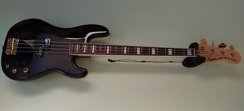 Squier 40th Anniversary Gold Edition Precision Bass 2022 - Present - Black image 1