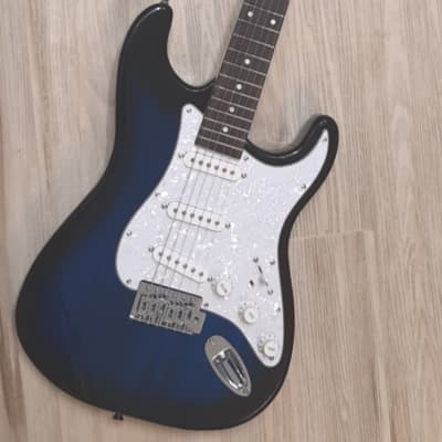 2023  Elite ® Strat Pro Style Electric Guitar "Blue Sunburst" & Hot Z-Mule Pickups® Gilmour Mod'd image 1