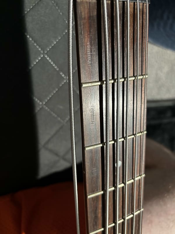 Spector Legend 6 Bass Black Cherry (EMG 45DC/45CS Pickups