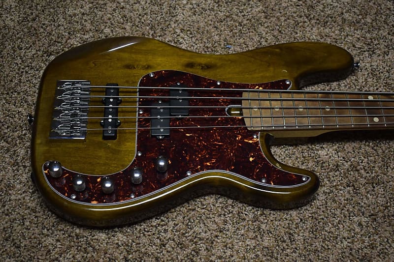 Pj bass 5 deals string