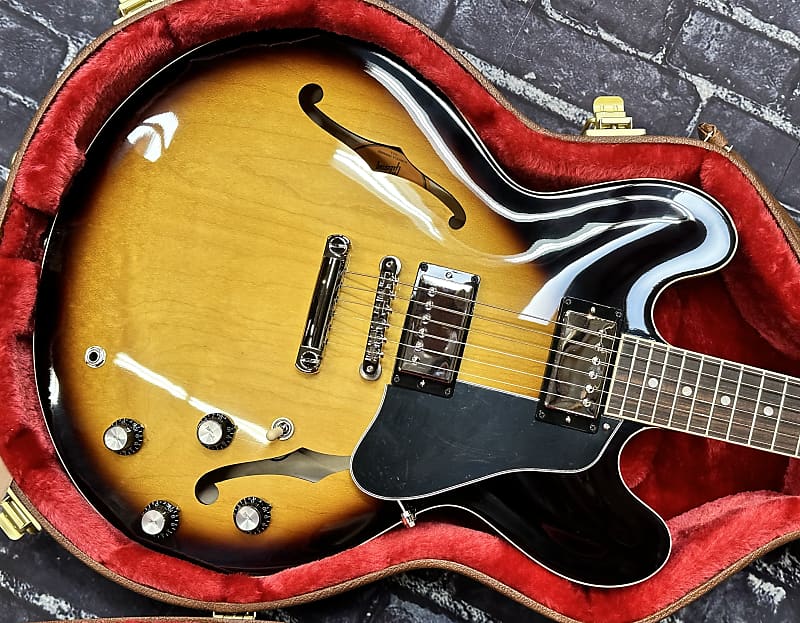海外個人輸入 ES-335 Gibson 2023 Auth w/Case Unplayed New Burst Vintage 趣味