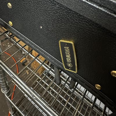 Yamaha Dreadnought Acoustic Guitar Hardshell Case image 3