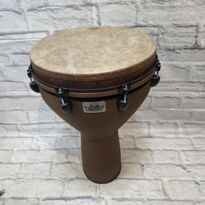 Remo Mondo Djembe Drum 16