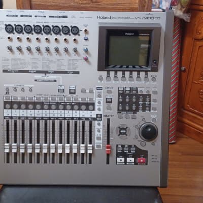 Roland VS 2400CD 2003-2005