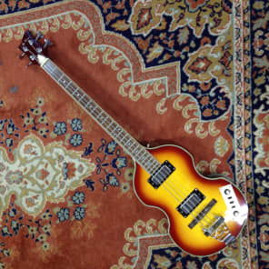 Jay Turser Violin Beatle Bass JTB-2B-VS Vintage Sunburst with Case - Price Drop image 8