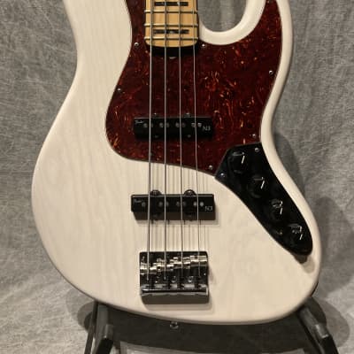 Fender American Deluxe Jazz Bass 2014 - White Blonde image 2