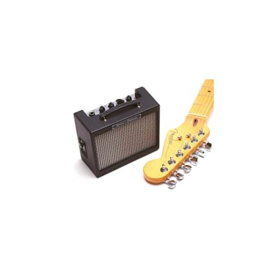 Fender Mini Deluxe Amp Battery Powered - Mini Practice Amp Black image 3