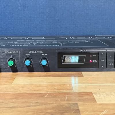 Roland SDE-1000 Digital Delay | Reverb