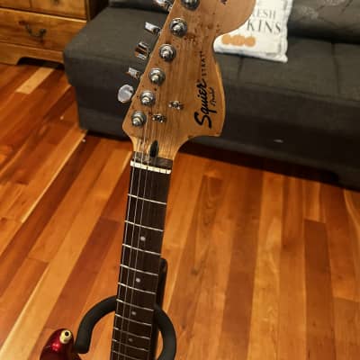 Fender "Squier" Standard Stratocaster with Rosewood Fretboard - Torino Red image 2