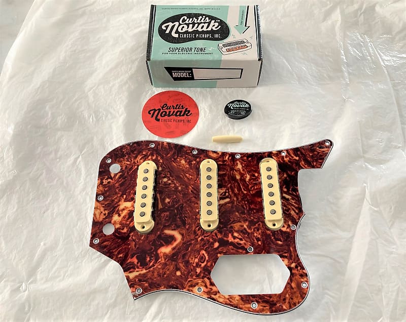 Novak® Handwound Boutique Bass VI Pickups Set w/Fender® Claws Reverb