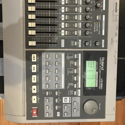 Roland ROLAND VS-880 VXPANDED Digital Studio Workstation Roland ROLAND VS-880 VXPANDED Digital Studio Workstation