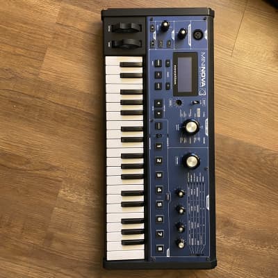 Novation MiniNova 37-Key 18-Voice Synthesizer - Blue