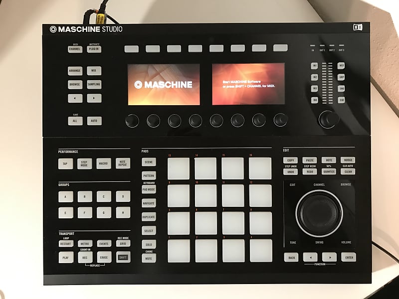 Native Instruments Maschine Studio Black with custom made Native Instruments Maschine Studio Black with custom made