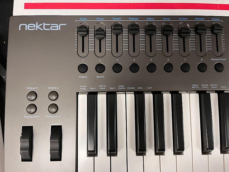 Nektar Technology IMPACT LX49+ MIDIキーボードコントローラー