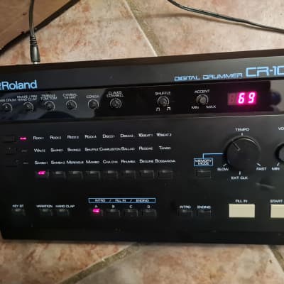 Vintage Roland CR-1000 - 1970s with MIDI