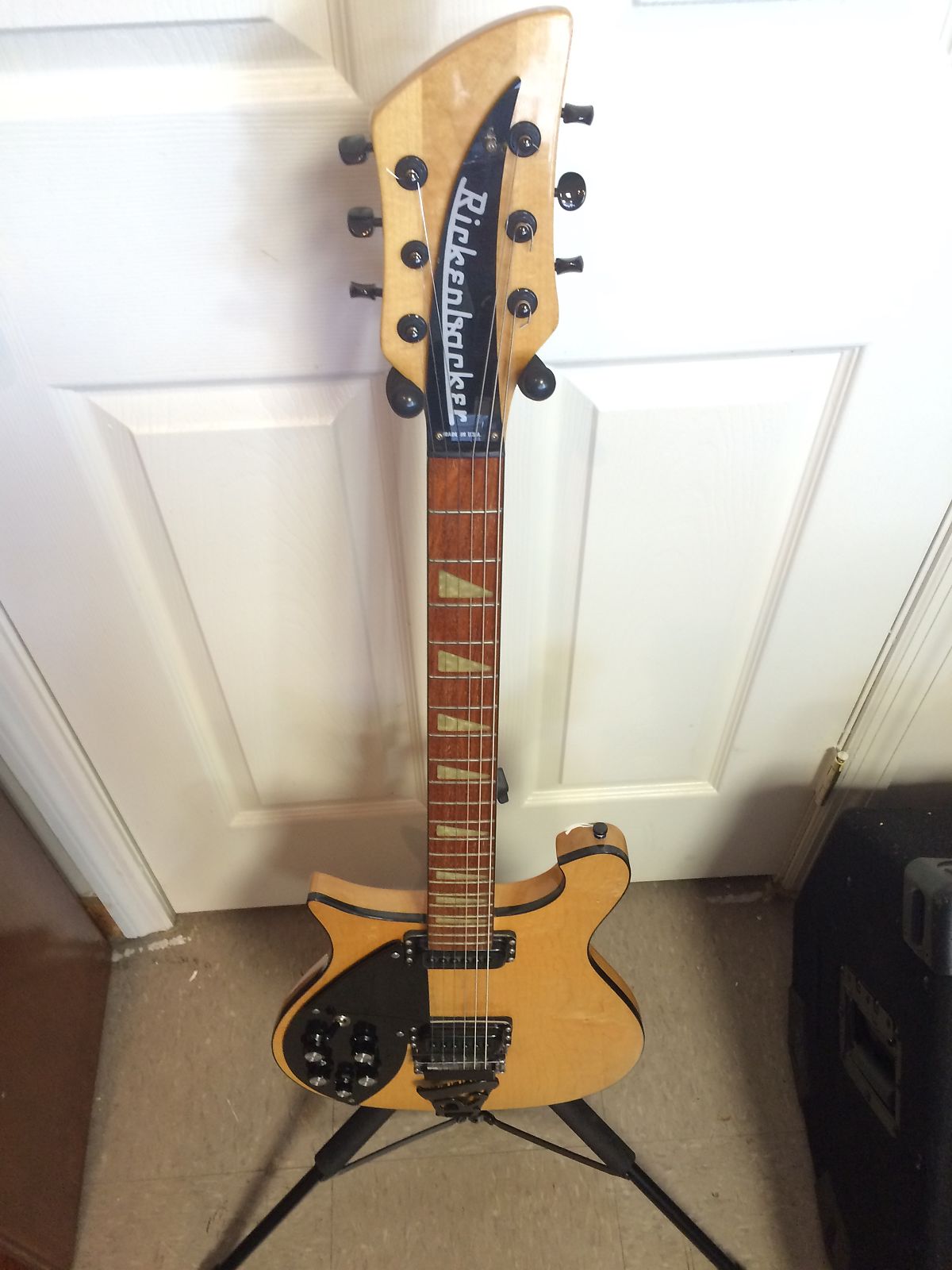 Left handed hotsell rickenbacker 620