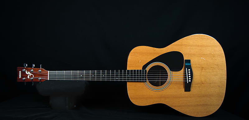 Yamaha FG-402 Natural Vintage Jumbo Dreadnaught | Reverb Canada