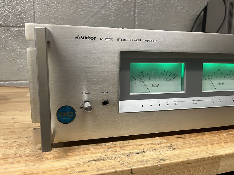 Victor アンプ M-2020 Victor M-2020 (JVC) ￥79,500(1977年頃) - YouTube