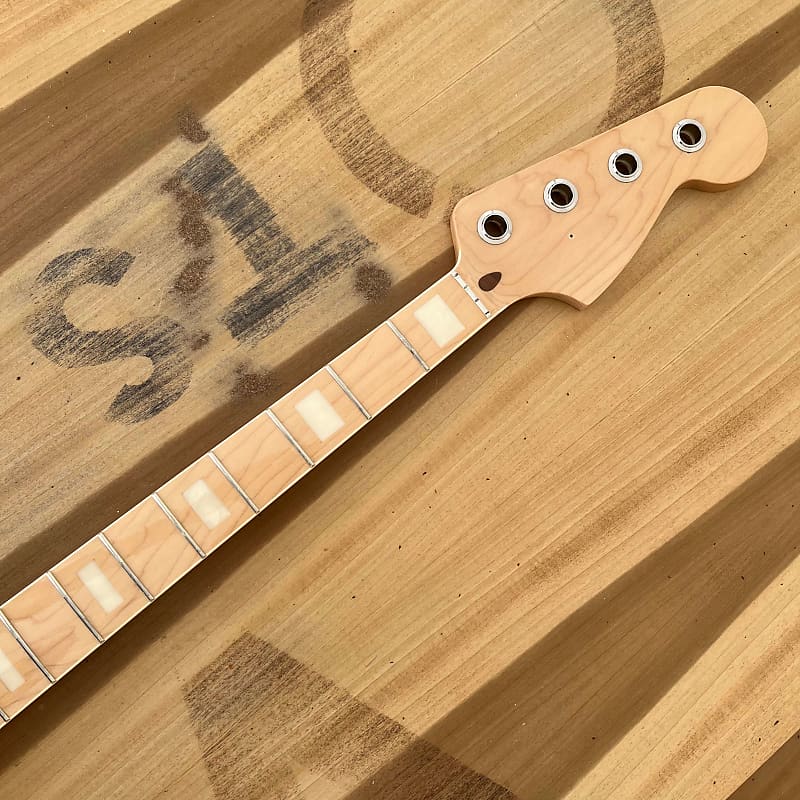 Allparts JMFB “Licensed by Fender®” Replacement Neck for Reverb UK