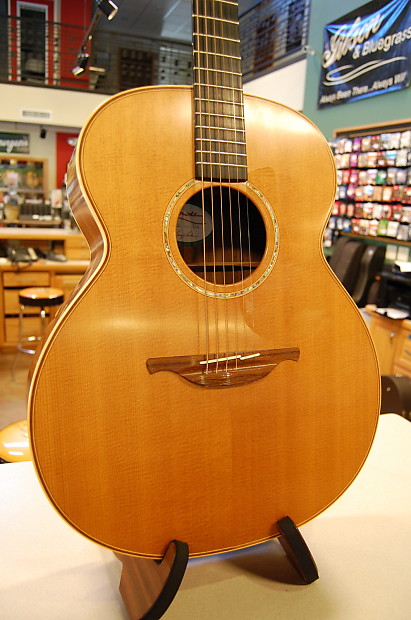 Lowden 032 best sale