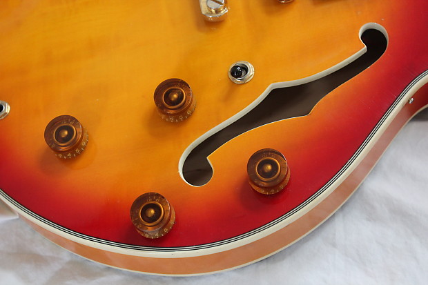 80 s Hondo Revival H935 Semi Hollow Body Electric Guitar Cherry Sunburst Finish ES 335 Copy