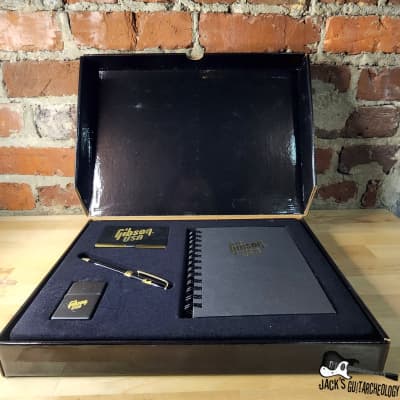 Gibson USA Promotional Pack w/ Zippo, Notebook, Pen & Business 