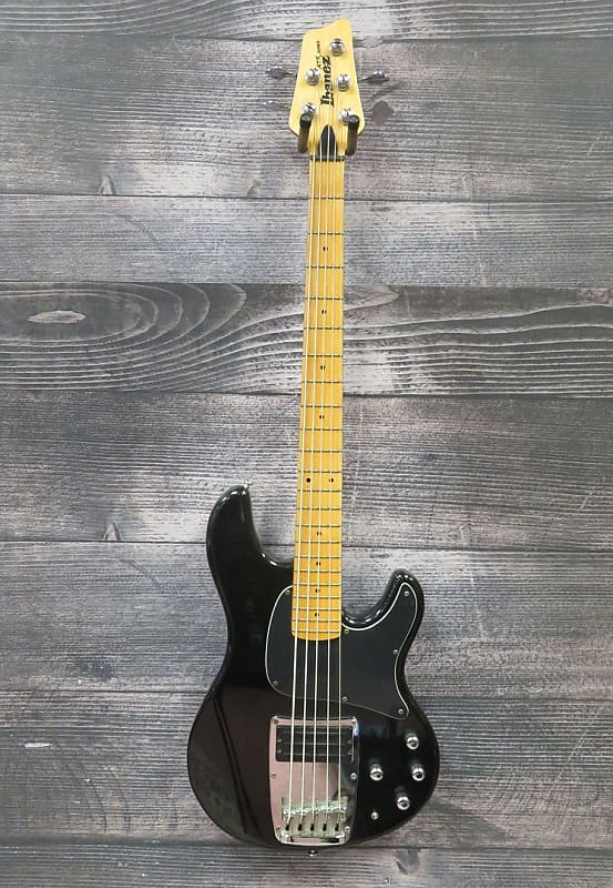 Ibanez ATKシリーズ ブラックエレキベース　ATK305RM Ibanez ATK305RM Metallic Black 中古｜ギター買取の東京新宿